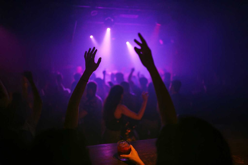 Indie, luces y baile en Malasaña.