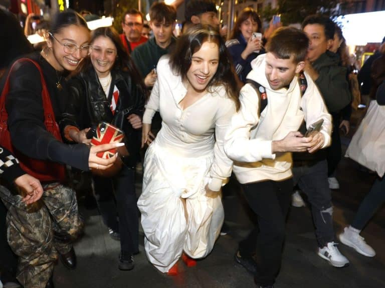 Rosalía en Callao: crónica desde Gran Vía (Madrid)